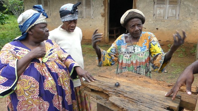 08 - Scarabée.Still001